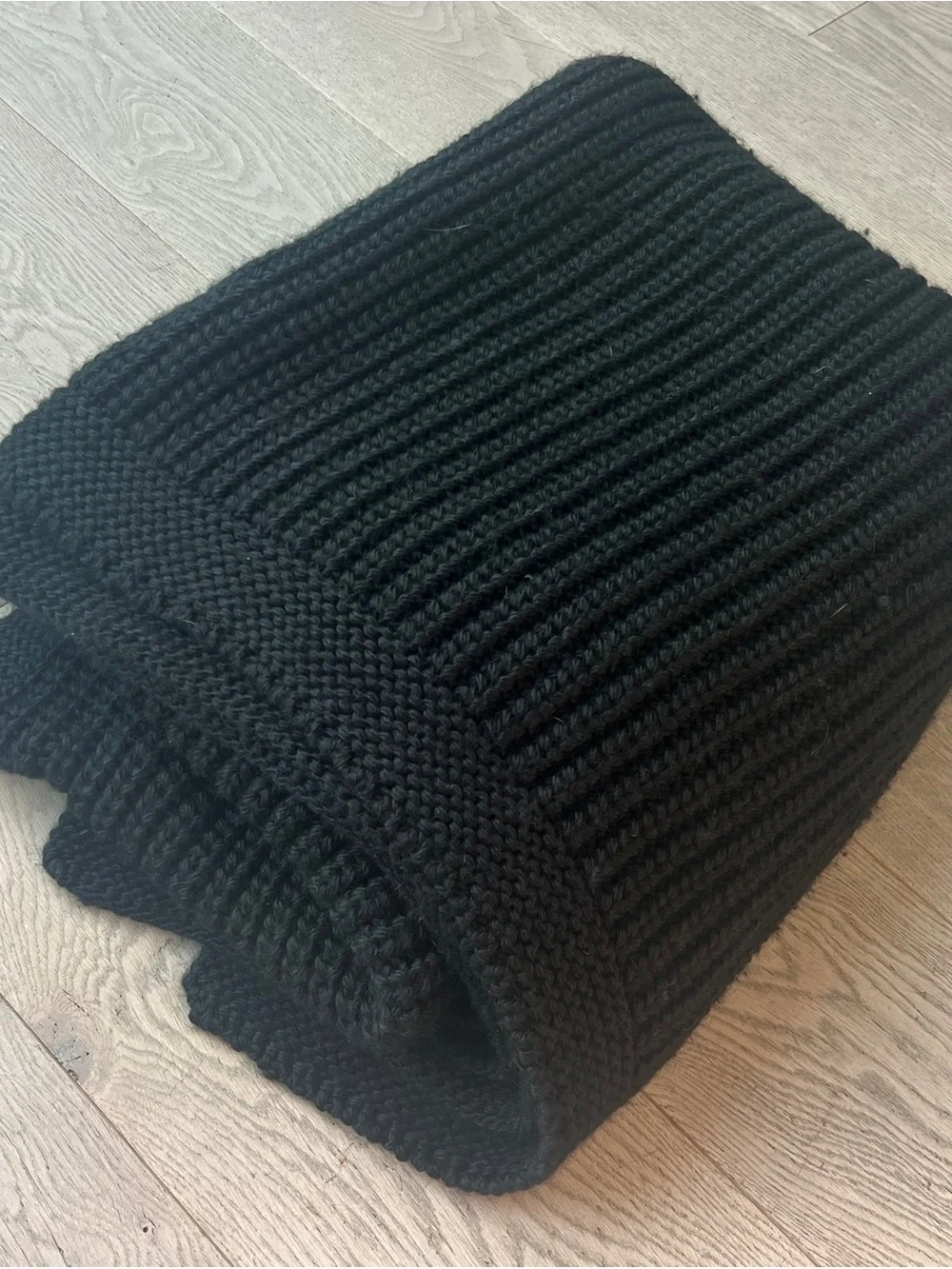Crate and Barrel Wool Blend Fisherman Knit Throw Blanket in Storm Grey